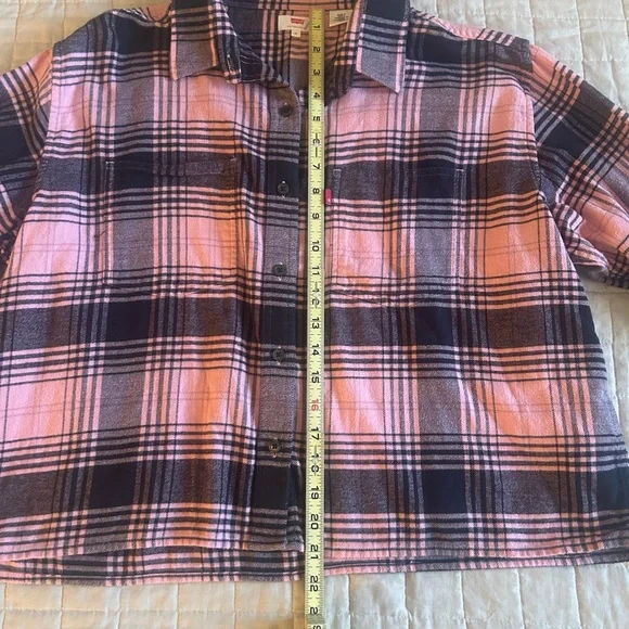 Levi's Pink and Black Plaid Shirt - Picture 3 of 8